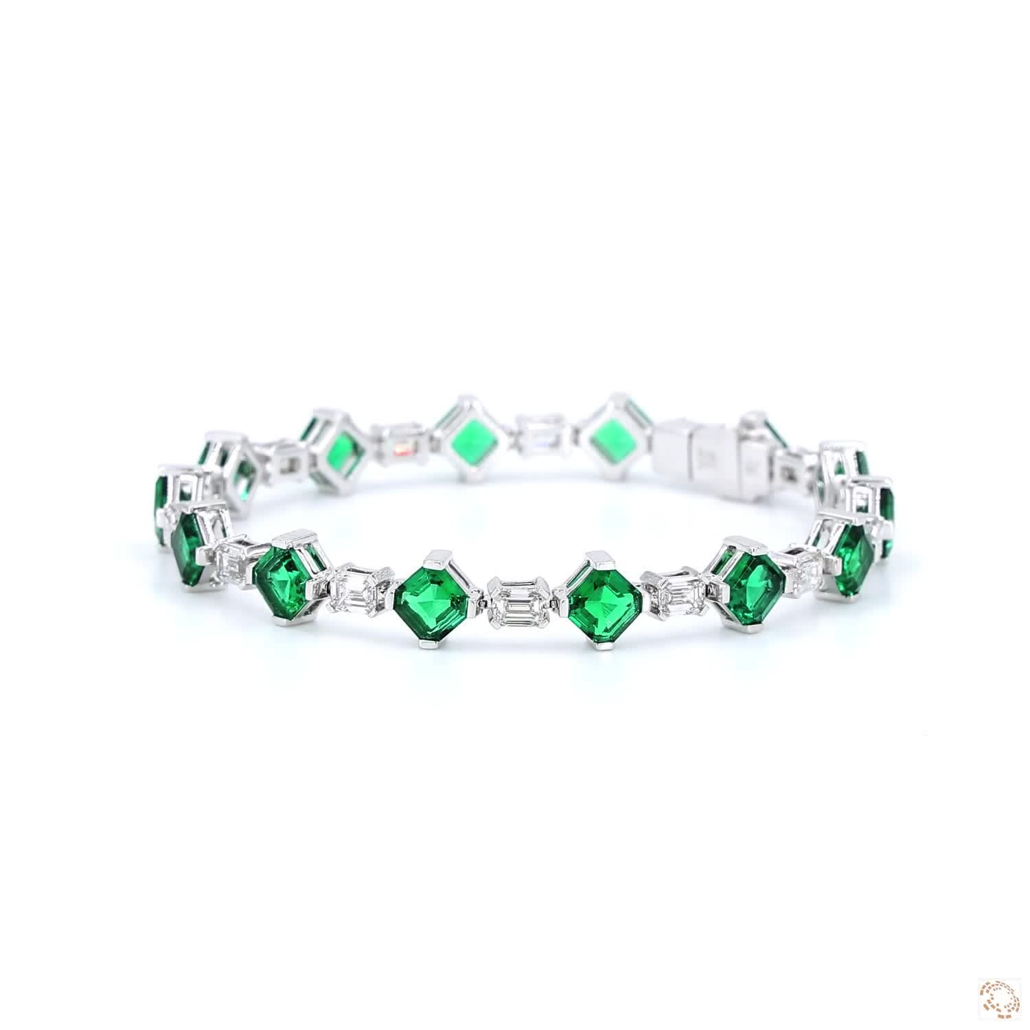 Green Emeralds & Diamonds Tennis Bracelet