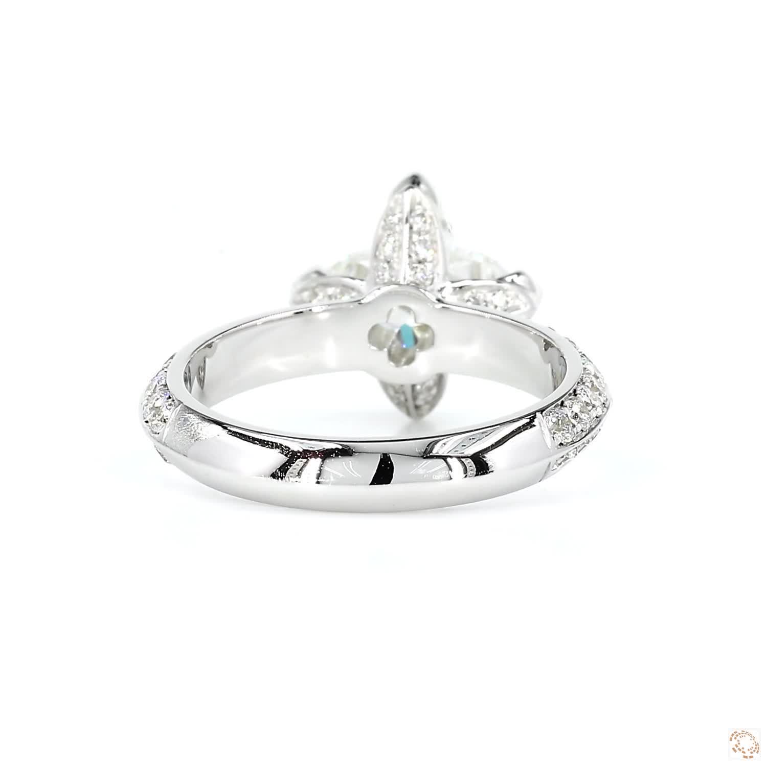 Flower Shape Lab Grown Diamond Ring with Pave