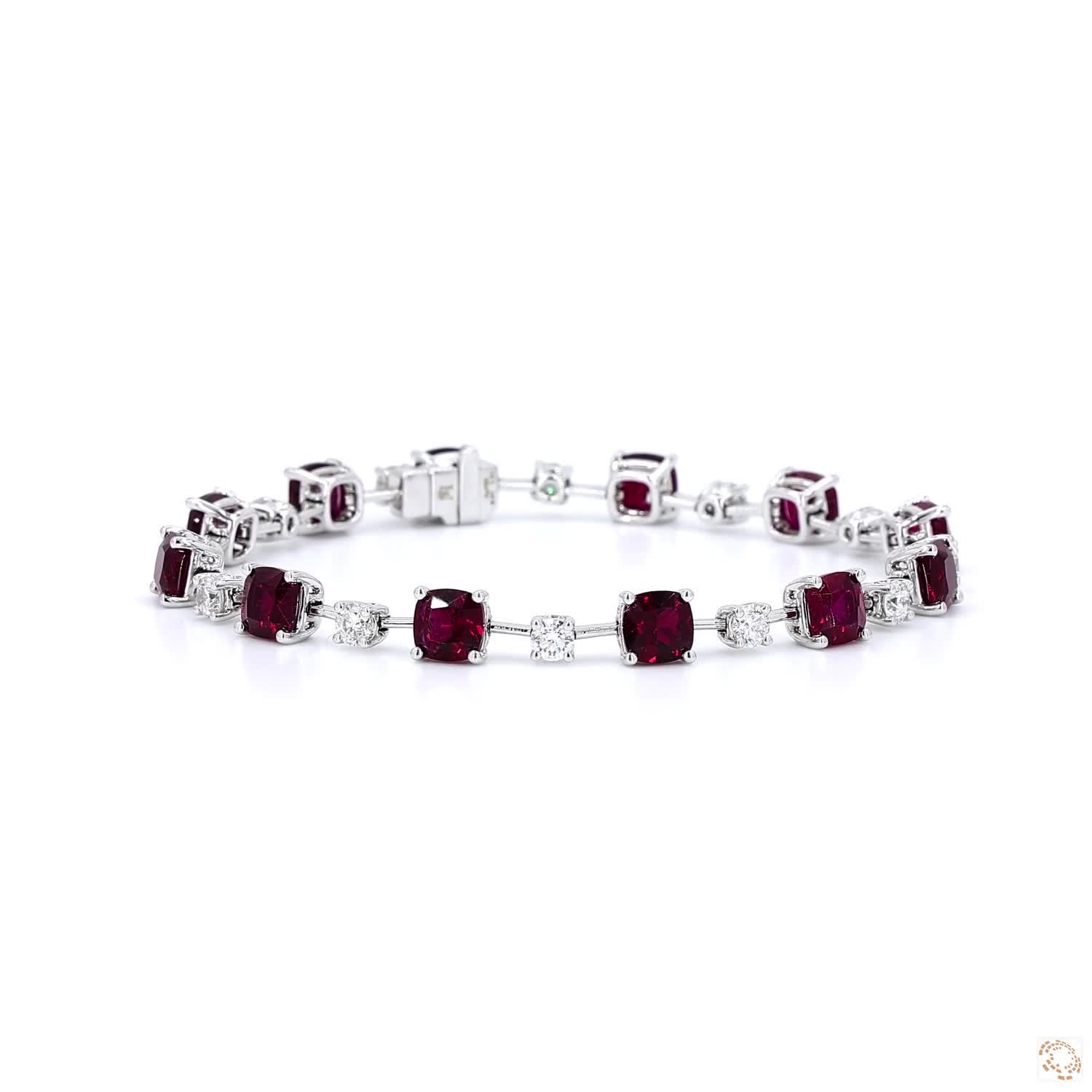 Red Ruby "Pigeon Blood "and Round Brilliant Shaped Diamond Bracelet