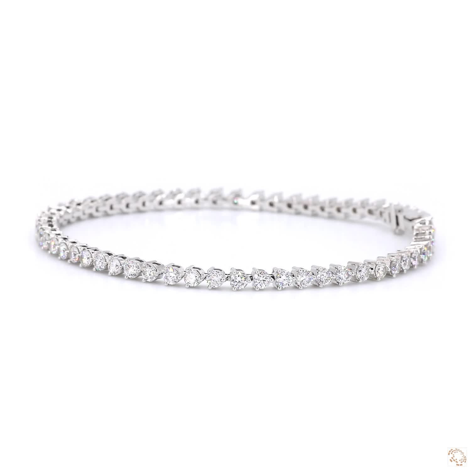 Classic 3 Prongs Diamond Tennis Bracelet  (2.80 ct. tw.)