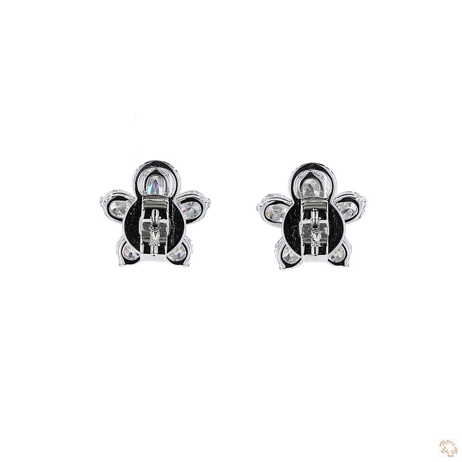 Lab-Grown Diamond Flower Stud Earrings