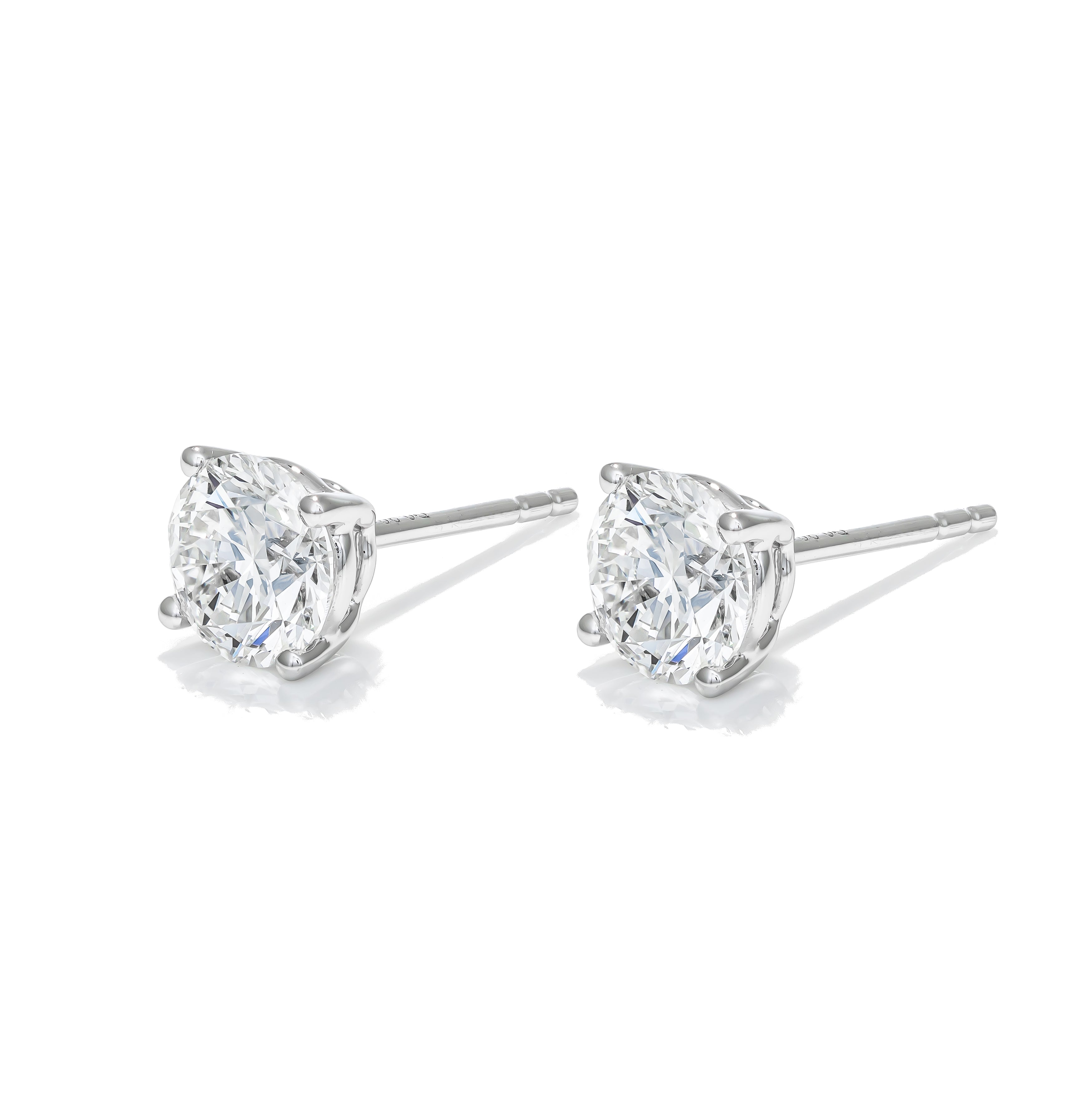 4-Prong Diamond Stud Earrings 0.80 ct. per diamond)